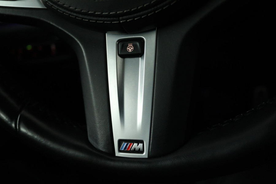 BMW X5 XDrive45e High Executive (PANORAMADAK, CAMERA, STOEL/STUURVERWARMING, SFEERVERLICHTING, DEALER ONDERHOUDEN)