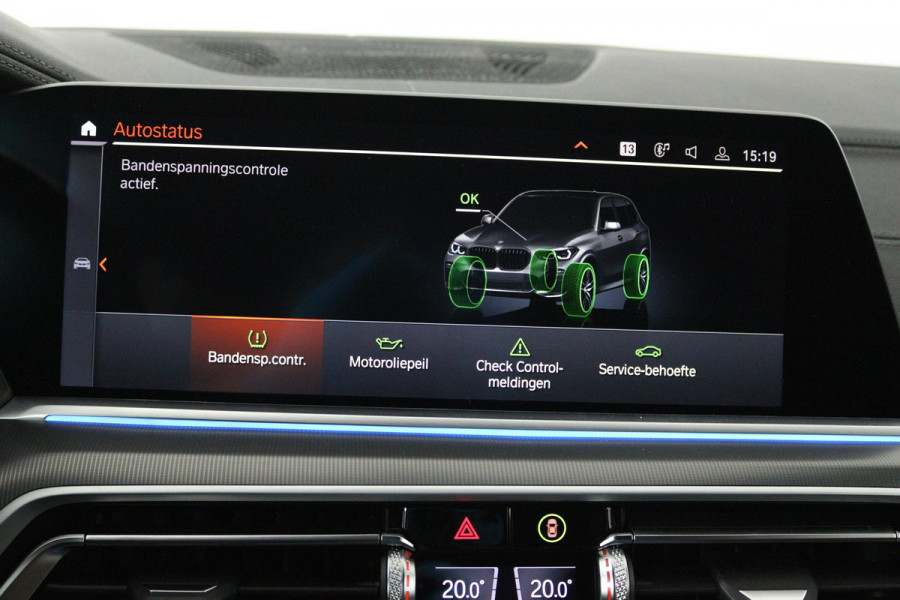 BMW X5 XDrive45e High Executive (PANORAMADAK, CAMERA, STOEL/STUURVERWARMING, SFEERVERLICHTING, DEALER ONDERHOUDEN)