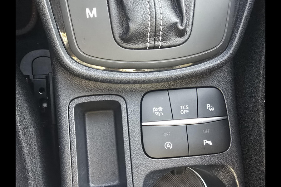 Ford Fiesta 1.0 EcoBoost Hybrid ST-Line X | Adaptive cruise control | Winter Pack | Dodehoeksensoren | Full-LED koplampen | Achteruitrijcamera | Draadloze telefoonlader | Privacy glass