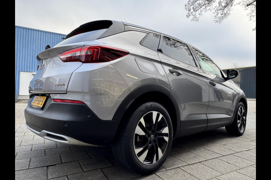 Opel Grandland X 1.2 Turbo Design Line - Navigatie I Airco I Sport stoelen I LED I PDC I Achteruitrij camera I Dealer onderhouden