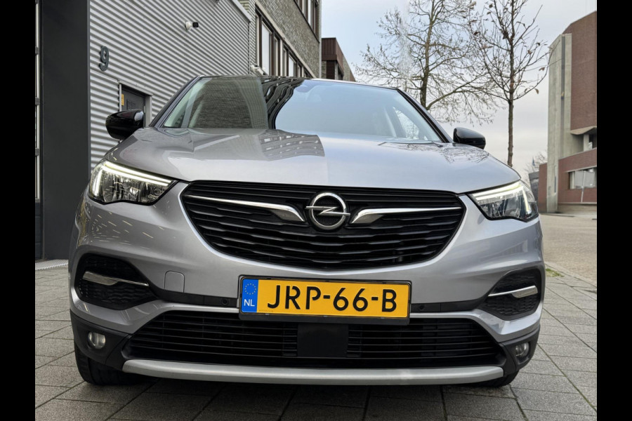 Opel Grandland X 1.2 Turbo Design Line - Navigatie I Airco I Sport stoelen I LED I PDC I Achteruitrij camera I Dealer onderhouden