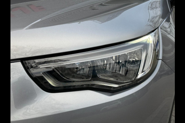 Opel Grandland X 1.2 Turbo Design Line - Navigatie I Airco I Sport stoelen I LED I PDC I Achteruitrij camera I Dealer onderhouden