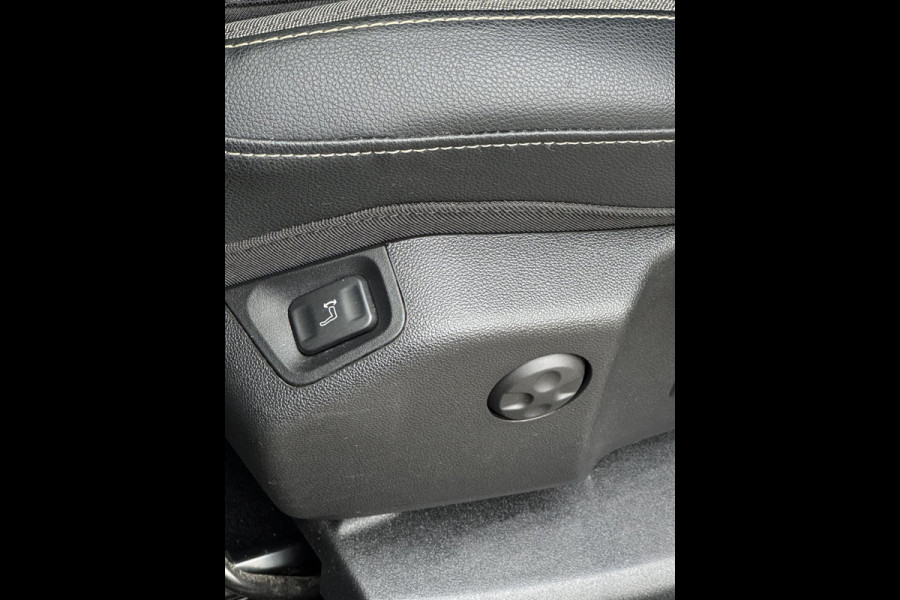 Opel Grandland X 1.2 Turbo Design Line - Navigatie I Airco I Sport stoelen I LED I PDC I Achteruitrij camera I Dealer onderhouden