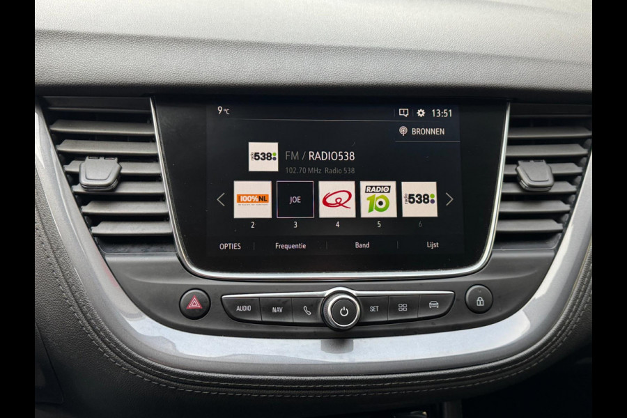 Opel Grandland X 1.2 Turbo Design Line - Navigatie I Airco I Sport stoelen I LED I PDC I Achteruitrij camera I Dealer onderhouden
