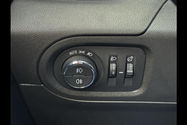 Opel Grandland X 1.2 Turbo Design Line - Navigatie I Airco I Sport stoelen I LED I PDC I Achteruitrij camera I Dealer onderhouden