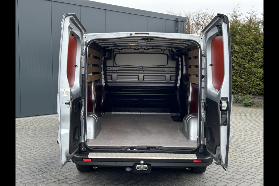 Renault Trafic 2.0 dCi / L2H1 / 1e EIG. / 54.177 KM !! / TREKHAAK / AIRCO / CRUISE / NAVI / APPLE CARPLAY / 3-ZITS / LED