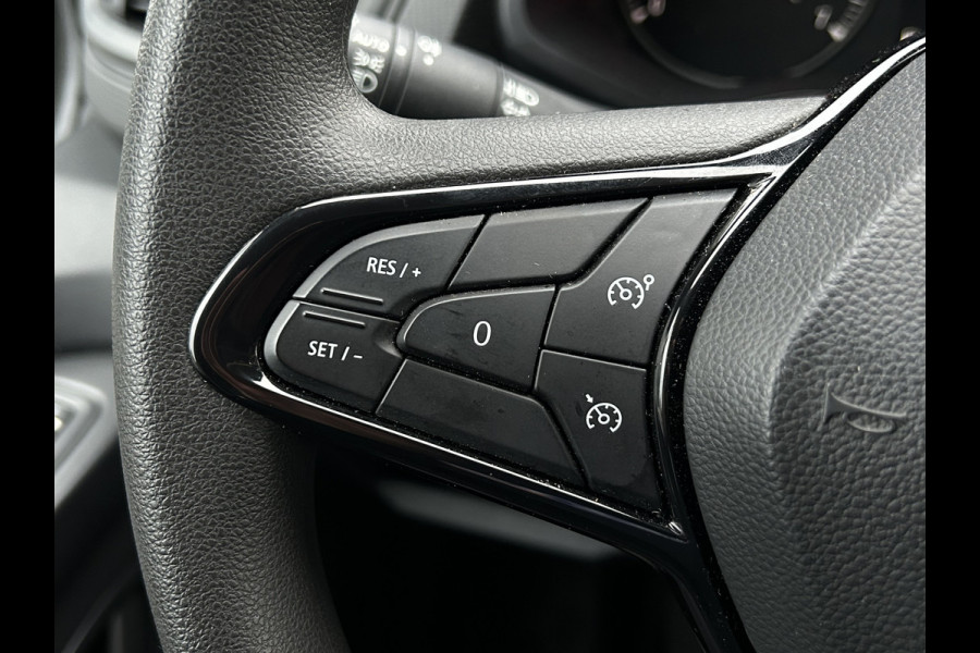 Renault Trafic 2.0 dCi / L2H1 / 1e EIG. / 54.177 KM !! / TREKHAAK / AIRCO / CRUISE / NAVI / APPLE CARPLAY / 3-ZITS / LED