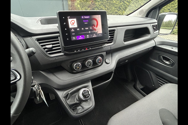 Renault Trafic 2.0 dCi / L2H1 / 1e EIG. / 54.177 KM !! / TREKHAAK / AIRCO / CRUISE / NAVI / APPLE CARPLAY / 3-ZITS / LED