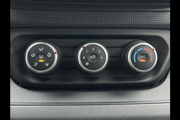Renault Trafic 2.0 dCi / L2H1 / 1e EIG. / 54.177 KM !! / TREKHAAK / AIRCO / CRUISE / NAVI / APPLE CARPLAY / 3-ZITS / LED