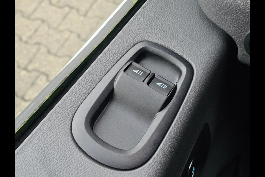 Ford Transit 350 2.0 TDCI L3H2 Trend 130pk | Safety Comfort-pakket | Navigatie Pack | Trekhaak |