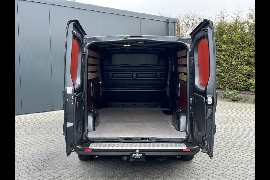 Renault Trafic 2.0 dCi / L2H1 / 1e EIG. / 21.178 KM !! / TREKHAAK / AIRCO / CRUISE / NAVI / APPLE CARPLAY / 3-ZITS / LED