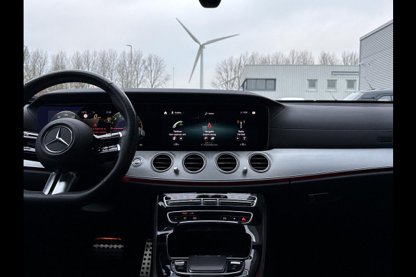 Mercedes-Benz E-Klasse Estate 300 e AMG Line PHEV | Elek. Wegklapbare Trekhaak | Open dak | Multibeam | Stoelverwarming | Achteruitrijcamera | Adaptive Cruise Control