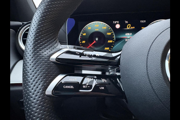 Mercedes-Benz E-Klasse Estate 300 e AMG Line PHEV | Elek. Wegklapbare Trekhaak | Open dak | Multibeam | Stoelverwarming | Achteruitrijcamera | Adaptive Cruise Control