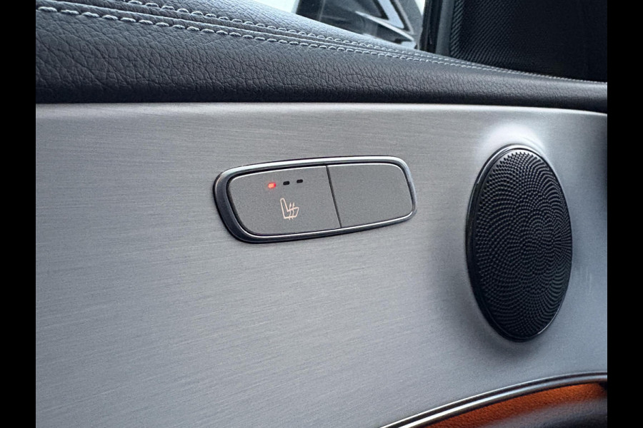 Mercedes-Benz E-Klasse Estate 300 e AMG Line PHEV | Elek. Wegklapbare Trekhaak | Open dak | Multibeam | Stoelverwarming | Achteruitrijcamera | Adaptive Cruise Control