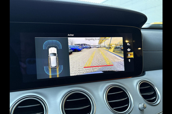 Mercedes-Benz E-Klasse Estate 300 e AMG Line PHEV | Elek. Wegklapbare Trekhaak | Open dak | Multibeam | Stoelverwarming | Achteruitrijcamera | Adaptive Cruise Control