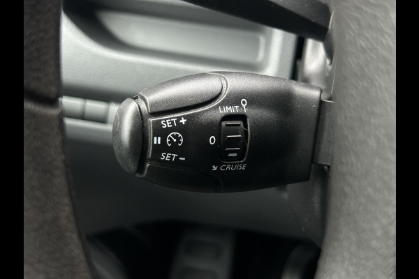 Peugeot Expert 2.0 BlueHDI 123 PK / L2H1 / 53.588 KM !! / AIRCO / CRUISE / ACHTERKLEP / 2x SCHUIFDEUR / BLUETOOTH / 3-ZITS