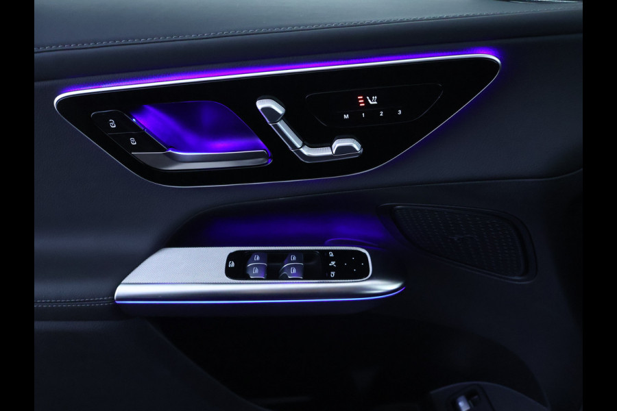 Mercedes-Benz GLC 300 e 4MATIC Plug-In Hybride Trekhaak | Sfeerverlichting | 19 Inch Velgen | Stuur en Stoelverwarming | Memory Voorstoelen. Inclusief 24 maanden MB Certified garantie voor Europa.