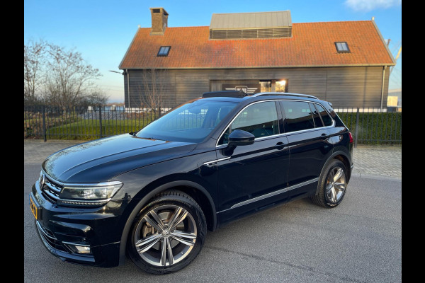 Volkswagen Tiguan 2.0 TSI 4Motion R-Line PANORAMADAK VIRTUAL LED-XENON LEER MEMORY STOELEN ELECTR -TREKHAAK
