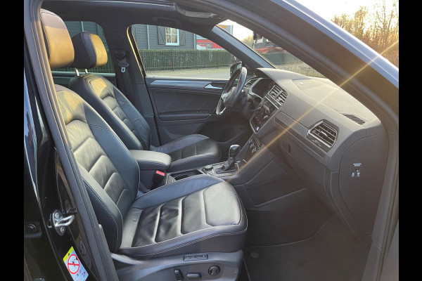 Volkswagen Tiguan 2.0 TSI 4Motion R-Line PANORAMADAK VIRTUAL LED-XENON LEER MEMORY STOELEN ELECTR -TREKHAAK