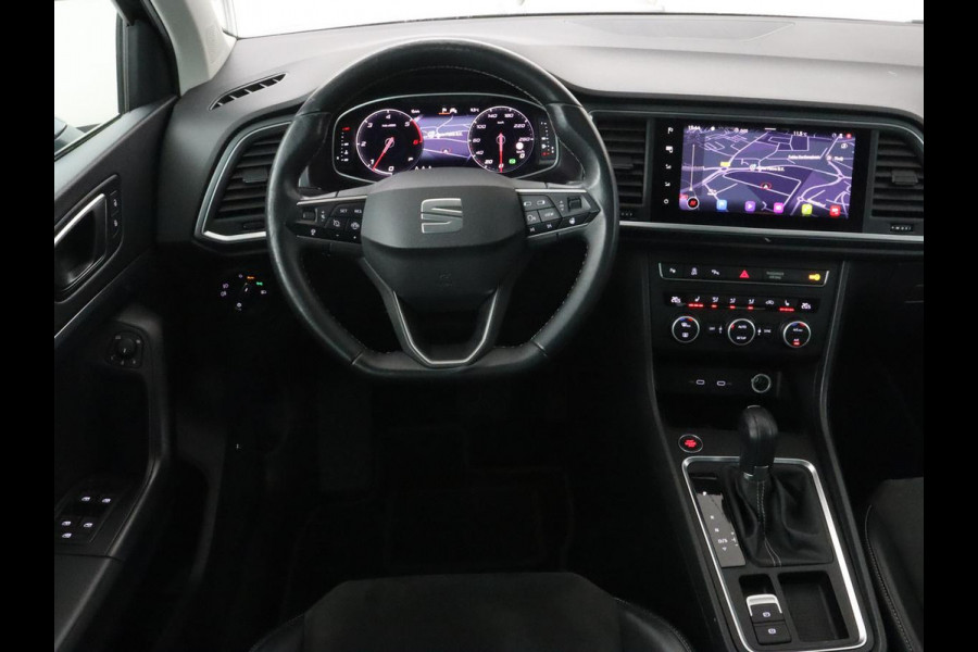 Seat Ateca 2.0 TDI FR Intens | Leder/Alcantara | Stoelverwarming | 360 Camera | Trekhaak | BeatsAudio | Adaptive cruise | Virtual Cockpit | Carplay | Navigatie | Full LED