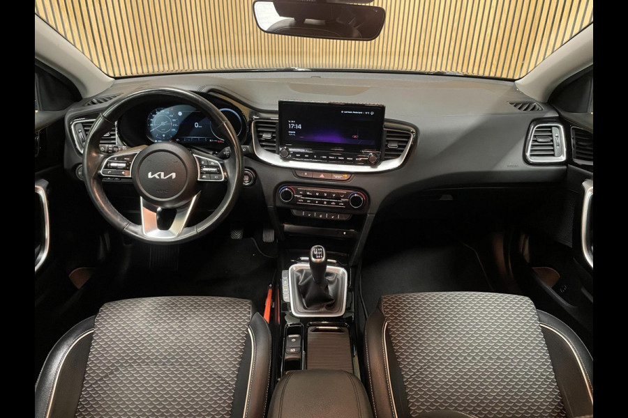 Kia Ceed Sportswagon 1.5 T-GDi DynamicPlusLine|160PK|AFN.TREKH|DIGITAL COCKPIT|KEYLESS|LEDER|CARPLAY|CAMERA|CRUISE,CLIMATE|NL-AUT|