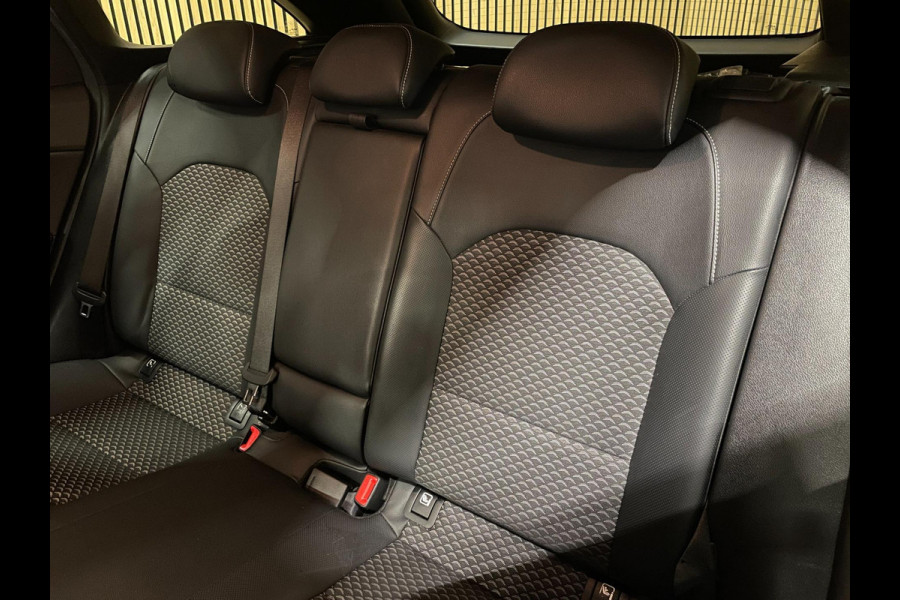 Kia Ceed Sportswagon 1.5 T-GDi DynamicPlusLine|160PK|AFN.TREKH|DIGITAL COCKPIT|KEYLESS|LEDER|CARPLAY|CAMERA|CRUISE,CLIMATE|NL-AUT|