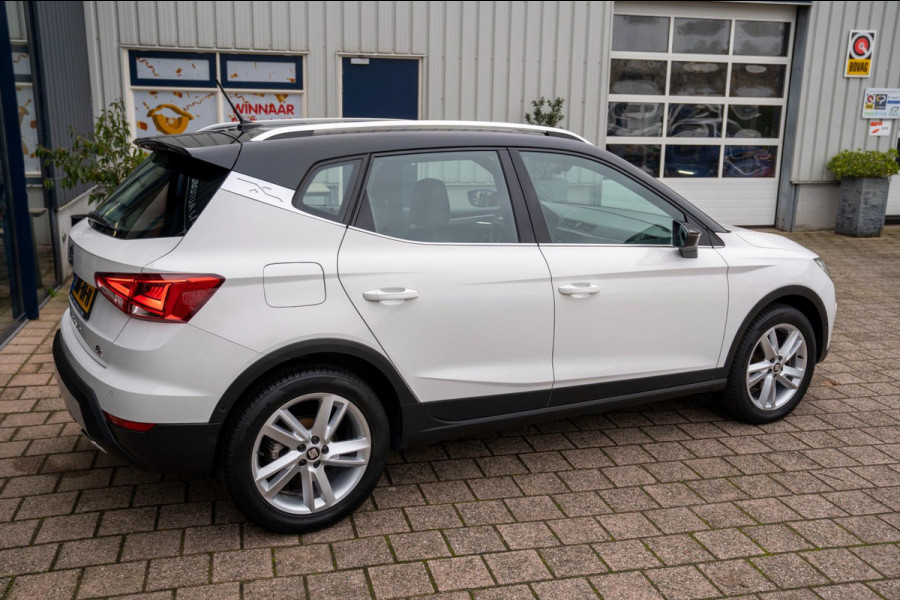 Seat Arona 1.0 TSI FR Business Intense Plus|Prijs incl. 12 mnd garantie|PDC Carplay Camera DAB Stoelverwarming Navigatie Bluetooth