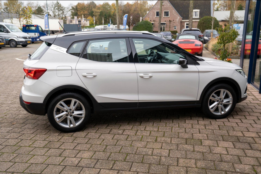 Seat Arona 1.0 TSI FR Business Intense Plus|Prijs incl. 12 mnd garantie|PDC Carplay Camera DAB Stoelverwarming Navigatie Bluetooth