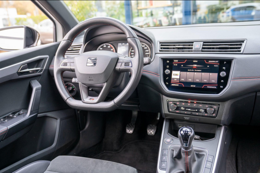 Seat Arona 1.0 TSI FR Business Intense Plus|Prijs incl. 12 mnd garantie|PDC Carplay Camera DAB Stoelverwarming Navigatie Bluetooth