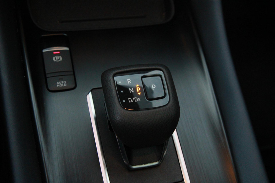 Nissan QASHQAI 1.3 MHEV Xtronic Business Premium AUTOMAAT / Panorama dak / Camera