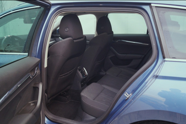 Škoda Octavia Combi 1.0 TSI 110pk Business Edition Plus -NAVI-DIGI-ECC-