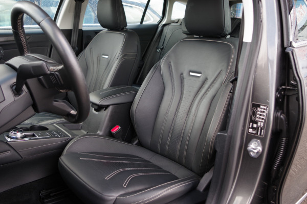 Ford FOCUS Wagon 1.0 EcoBoost 125 PK Automaat Vignale BNS, B&O Sound, Leder, Adap. Cruise Control