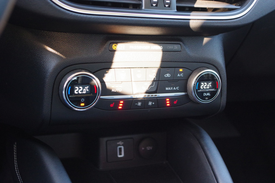 Ford FOCUS Wagon 1.0 EcoBoost 125 PK Automaat Vignale BNS, B&O Sound, Leder, Adap. Cruise Control