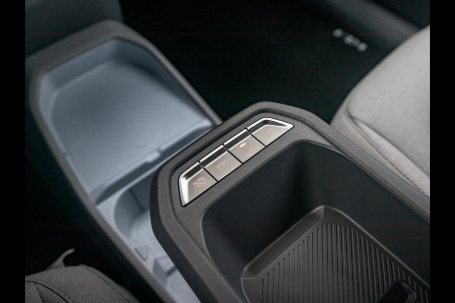 Kia EV3 Air 58.3 kWh | Uit voorraad leverbaar | Navi | 17" | Adapt. Cruise | Clima | PDC | Dakrails |