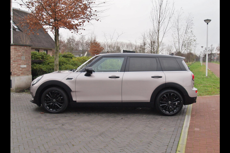 MINI Clubman 1.5 Cooper Business Edition | Rooftop Grey | Camera | Head-Up Display | Apple Camera | Automaat |