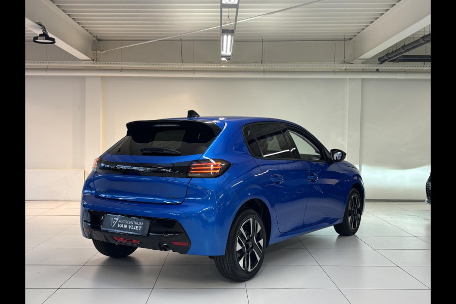 Peugeot 208 1.2 Hybrid 110 e-DCS6 Allure VOORRAAD DEAL | Automaat | Navigatie | 360 camera | Draadloze telefoonlader |
