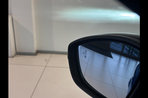 Peugeot 208 1.2 Hybrid 110 e-DCS6 Allure VOORRAAD DEAL | Automaat | Navigatie | 360 camera | Draadloze telefoonlader |