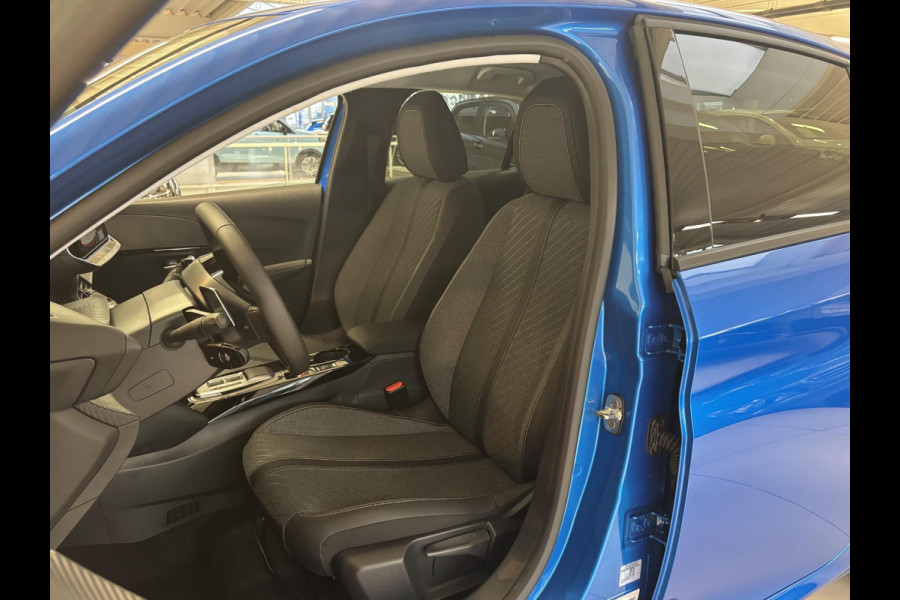 Peugeot 208 1.2 Hybrid 110 e-DCS6 Allure VOORRAAD DEAL | Automaat | Navigatie | 360 camera | Draadloze telefoonlader |