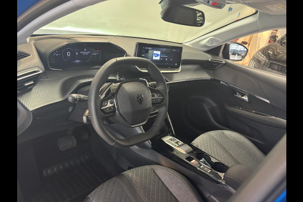 Peugeot 208 1.2 Hybrid 110 e-DCS6 Allure VOORRAAD DEAL | Automaat | Navigatie | 360 camera | Draadloze telefoonlader |