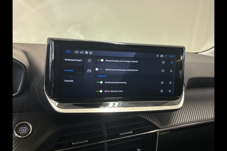 Peugeot 208 1.2 Hybrid 110 e-DCS6 Allure VOORRAAD DEAL | Automaat | Navigatie | 360 camera | Draadloze telefoonlader |