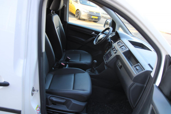 Volkswagen Caddy 2.0 TDI L2H1 Maxi Comfortline / Trekhaak / Cruise / Navi app connect