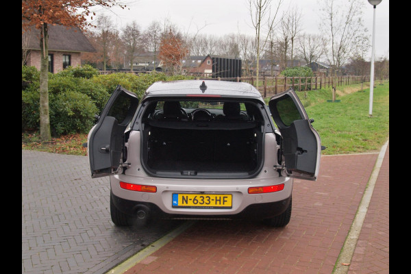 MINI Clubman 1.5 Cooper Business Edition | Rooftop Grey | Camera | Head-Up Display | Apple Camera | Automaat |