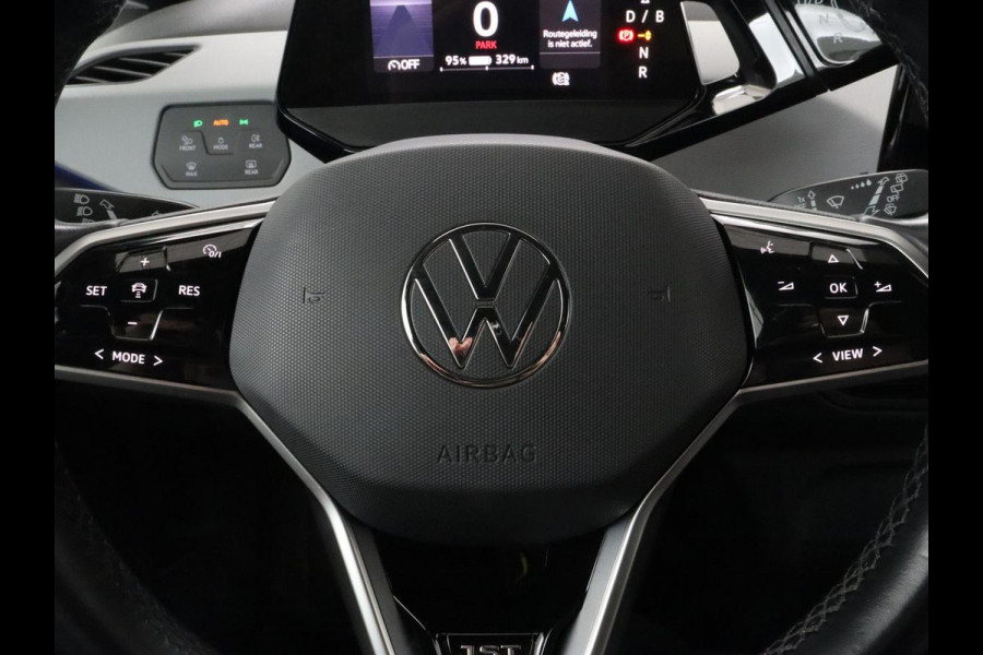 Volkswagen ID.3 First Plus 58 kWh | Stoelverwarming | Adaptive cruise | Matrix LED | Camera | Carplay | Sfeerverlichting | Navigatie | Keyless | Stuurverwarming