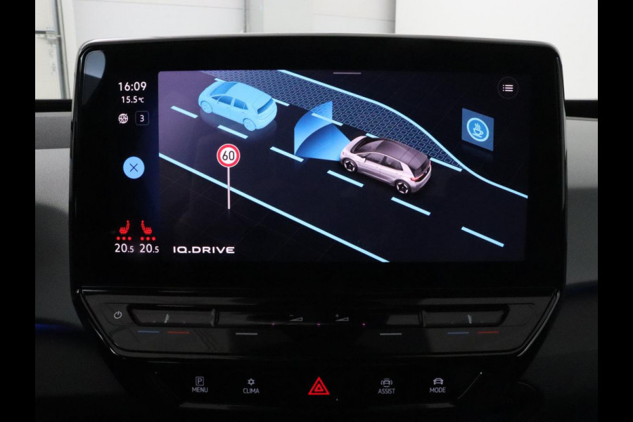 Volkswagen ID.3 First Plus 58 kWh | Stoelverwarming | Adaptive cruise | Matrix LED | Camera | Carplay | Sfeerverlichting | Navigatie | Keyless | Stuurverwarming