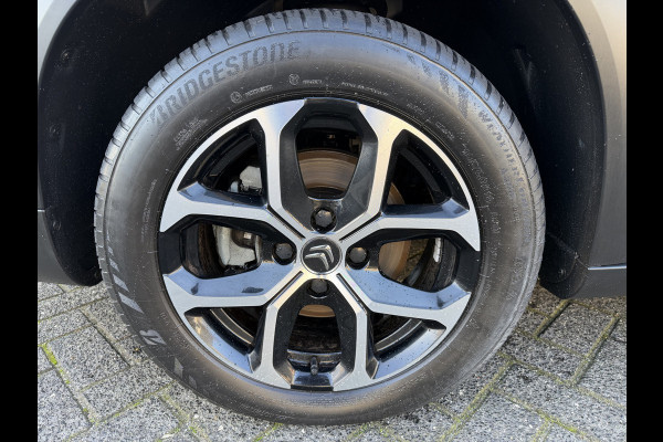 Citroën C3 Aircross 110pk Feel (Leder - Automatische Airco - Navigatie - LED - Apple Carplay - Lichtmetalen velgen incl 4S)