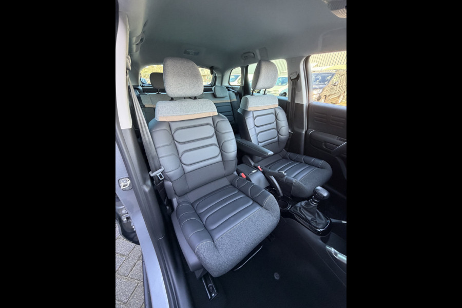 Citroën C3 Aircross 110pk Feel (Leder - Automatische Airco - Navigatie - LED - Apple Carplay - Lichtmetalen velgen incl 4S)