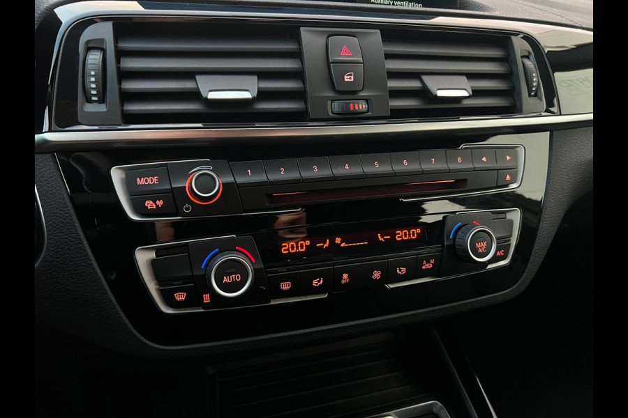 BMW 1-serie 118i Sport Line Edition NL AUTO | SPORTSTOELEN | CAMERA  STOELVERW | GROOT NAVI