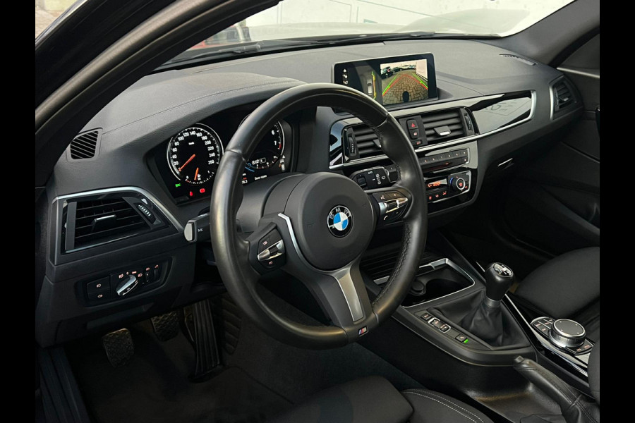 BMW 1-serie 118i Sport Line Edition NL AUTO | SPORTSTOELEN | CAMERA  STOELVERW | GROOT NAVI