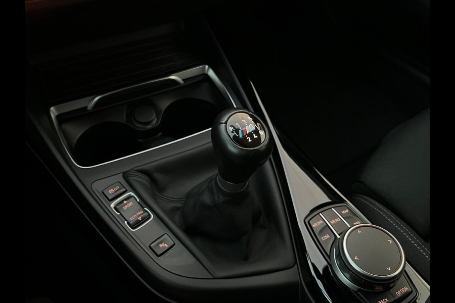 BMW 1-serie 118i Sport Line Edition NL AUTO | SPORTSTOELEN | CAMERA  STOELVERW | GROOT NAVI