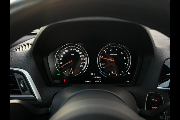 BMW 1-serie 118i Sport Line Edition NL AUTO | SPORTSTOELEN | CAMERA  STOELVERW | GROOT NAVI